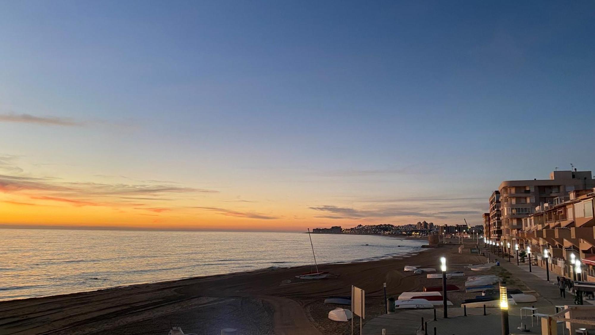 Beachfront Apartment - La Mata Torrevieja Exteriör bild