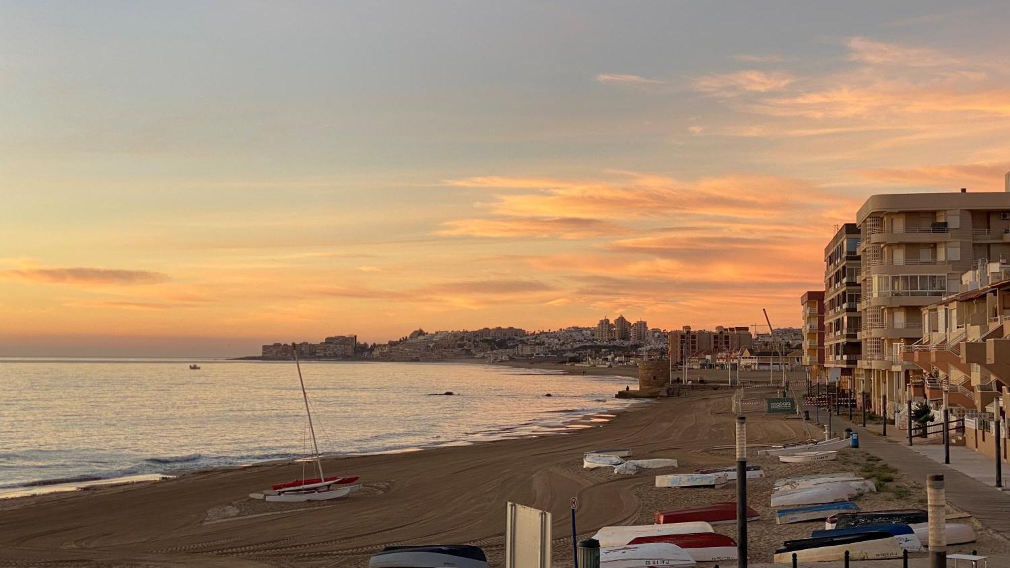 Beachfront Apartment - La Mata Torrevieja Exteriör bild
